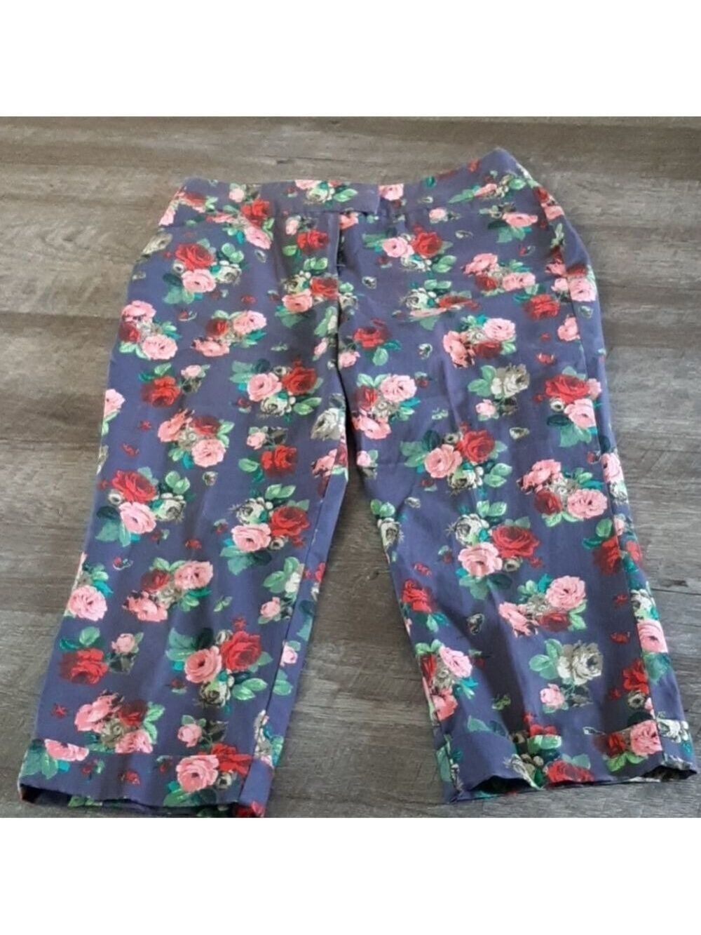 Larry Levine flowered Capri Pants